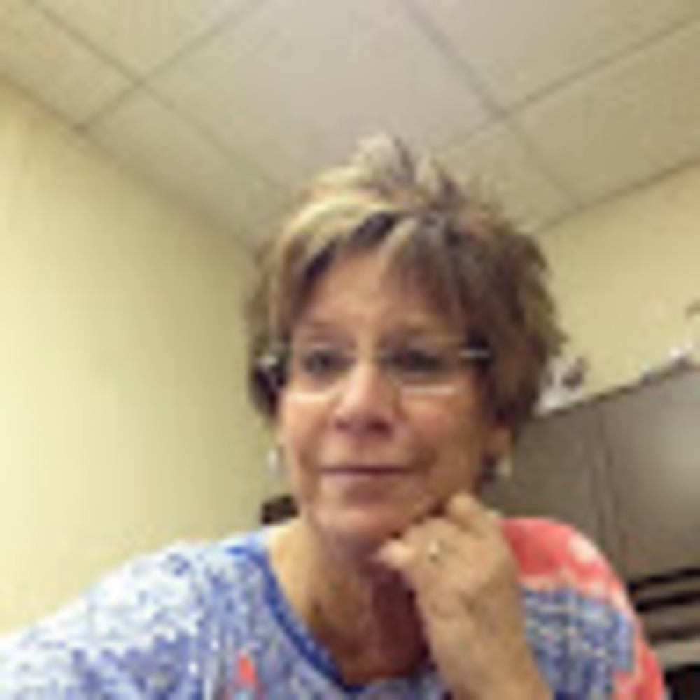 Meet your Posher, Renee